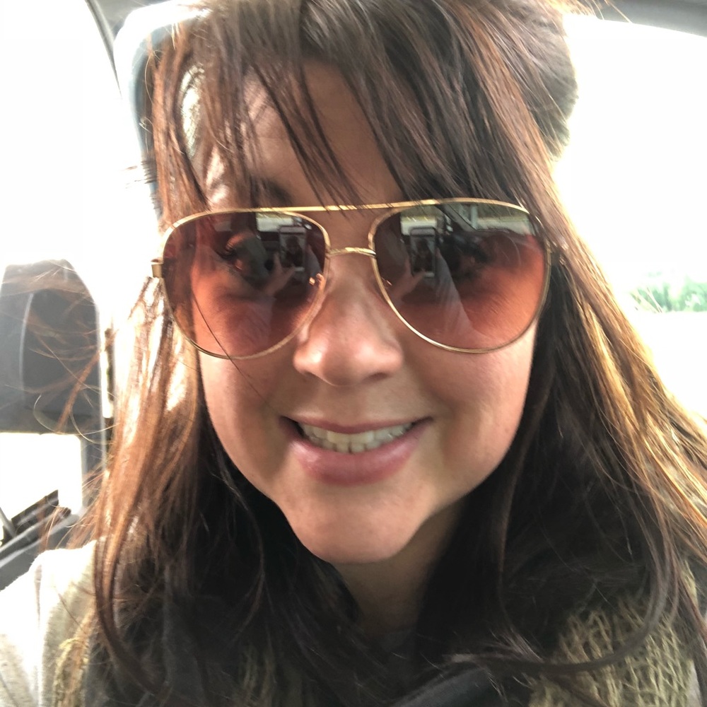 Meet your Posher, Liza